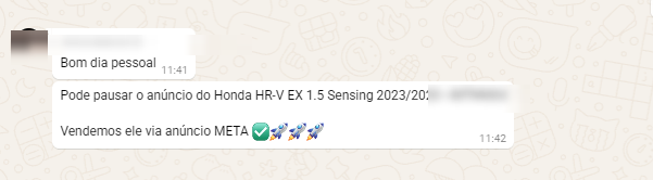 Concessionária avisando que vendeu o Honda HR-V via anúncio Meta